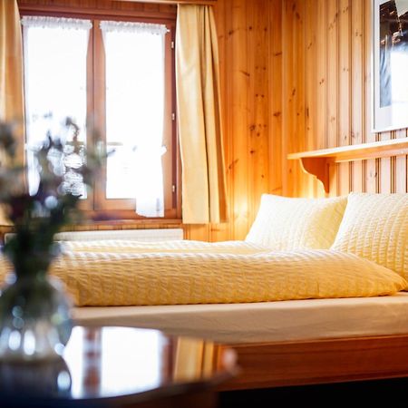 Hotel Nufenen Ulrichen Exteriör bild